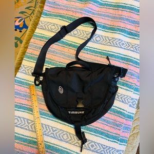 *sold on Merc* Black Timbuk2 Cross Body Bag